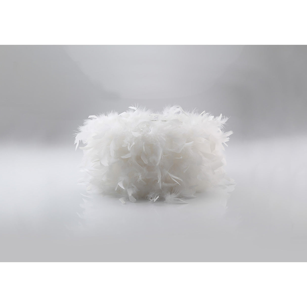 Arqus Feather Lampshade - White, 25 x 18cm