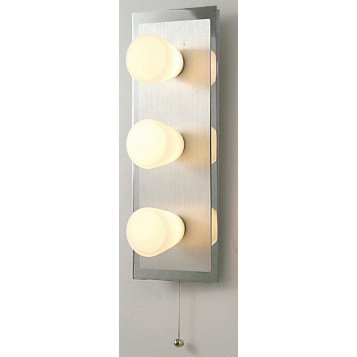 Cone 3 Light Bathroom Wall Light With Pull-Cord - Chrome