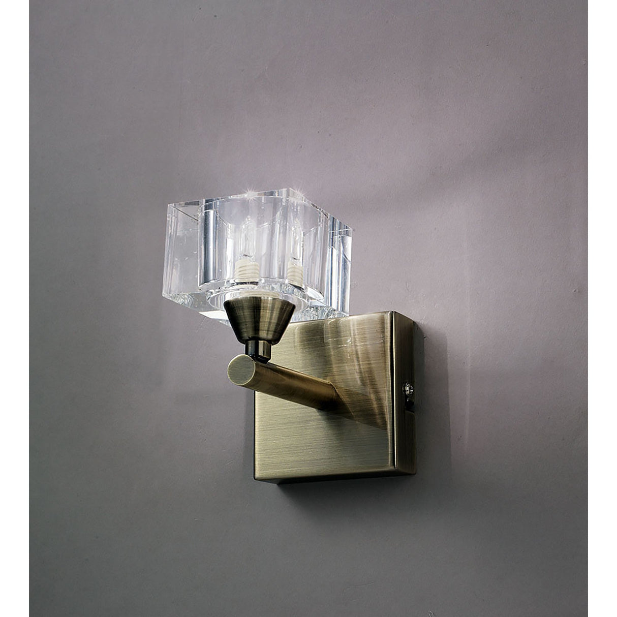 Cuadrax 1 Light Clear Glass Wall Light With Switch - Antique Brass
