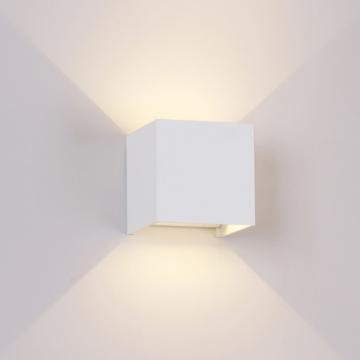 Davos Square Outdoor LED Wall Light 6W 3000K - White
