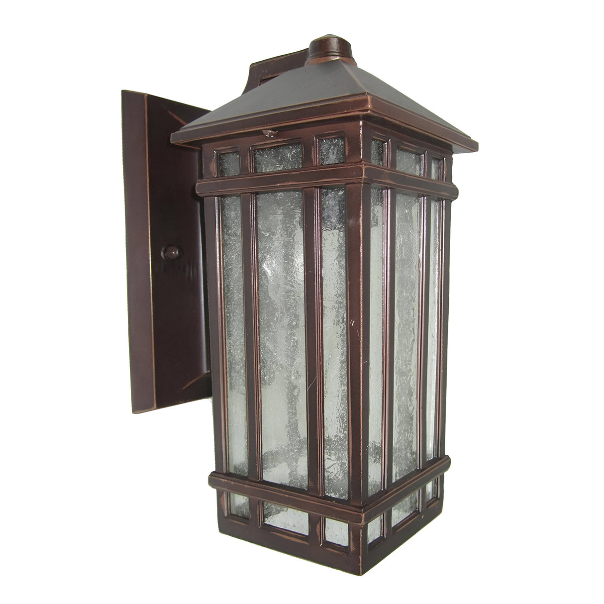 The Chedworth 1 Light Outdoor Wall Lantern - Bronze boasts a durable cast aluminum frame with a bronze finish and clear glass panels. Its rectangular shape and traditional design make it an excellent choice for exterior lighting, adding timeless elegance to any outdoor space.