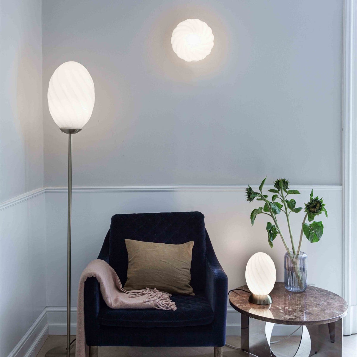 Twist Oval Floor Lamp - Antique Brass