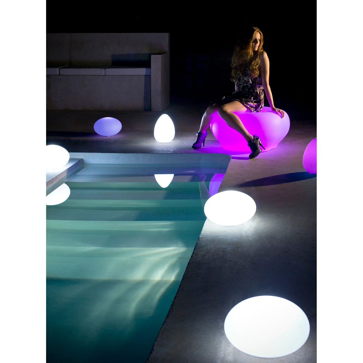 Huevo Oval 1 Light Outdoor Table Lamp - Opal White