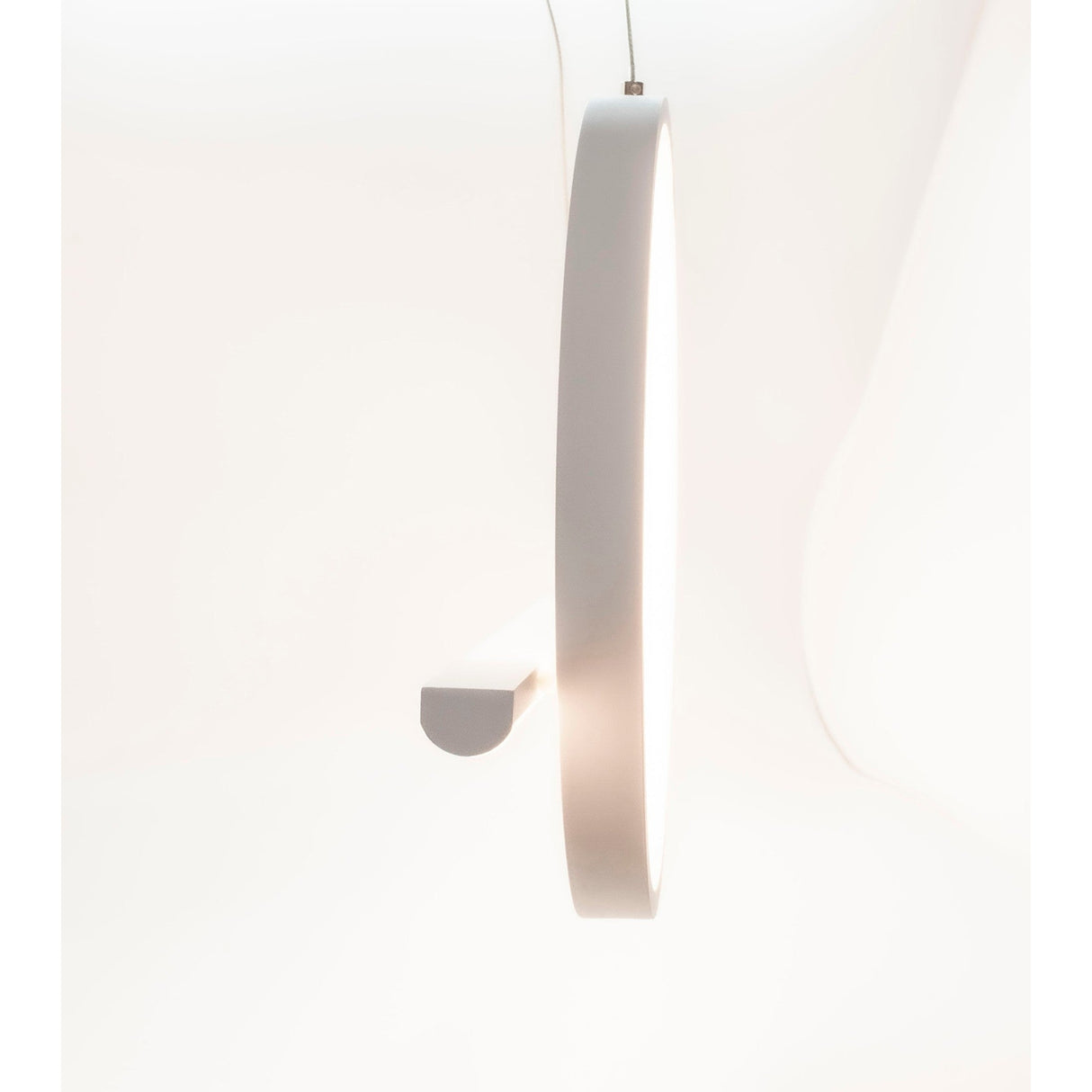 Kitesurf Loop LED Linear Suspension Light - White
