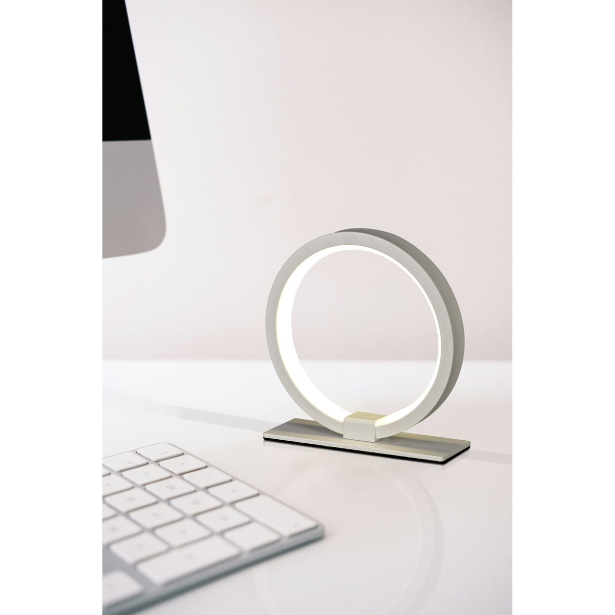 Kitesurf 15cm LED Table Lamp 8W 3000K - White