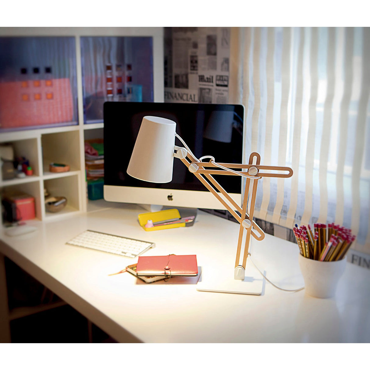 Looker 1 Light Table Lamp - Matt White/Beech