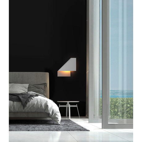 Luppi 1 Light Wall Light - White