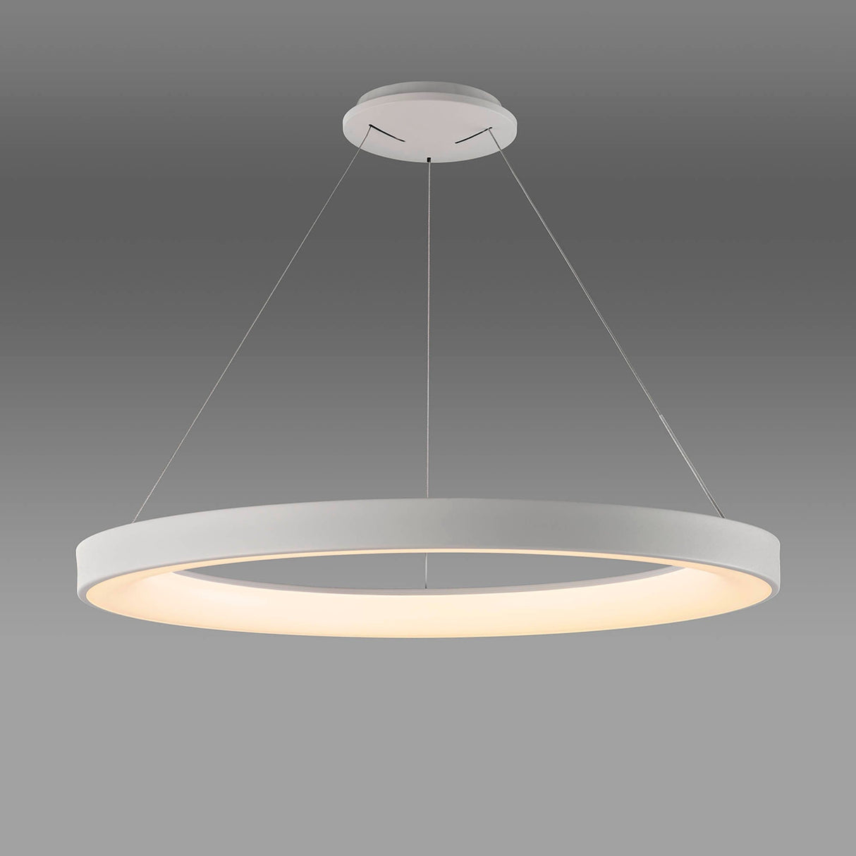 Niseko 90cm CCT LED Suspension Light With Remote Control - White