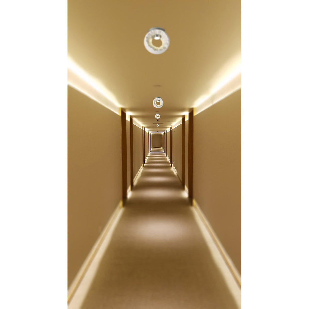 Salvio LED Round Ceramic Semi-Flush Ceiling Light 4200K 3W - White