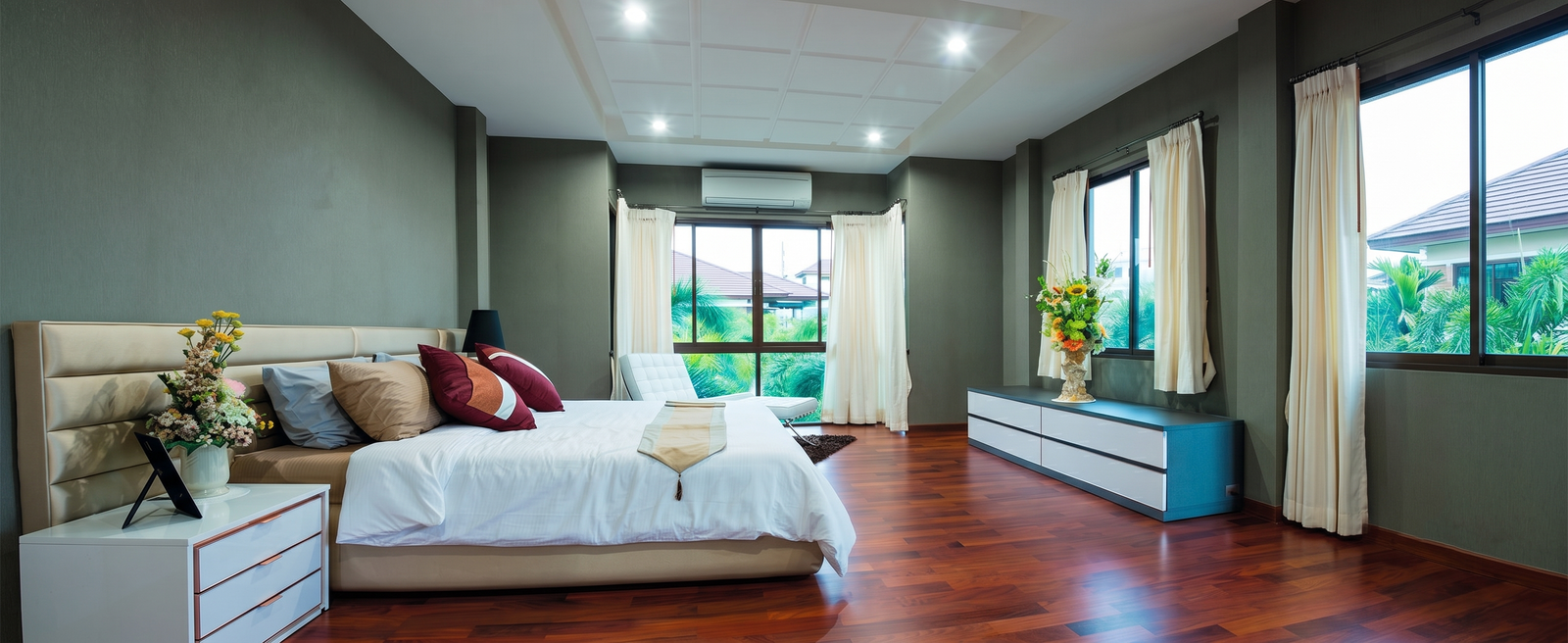Downlights and LED Bulbs: How to Light a Room Without Killing the Mood - downlights led bulbs