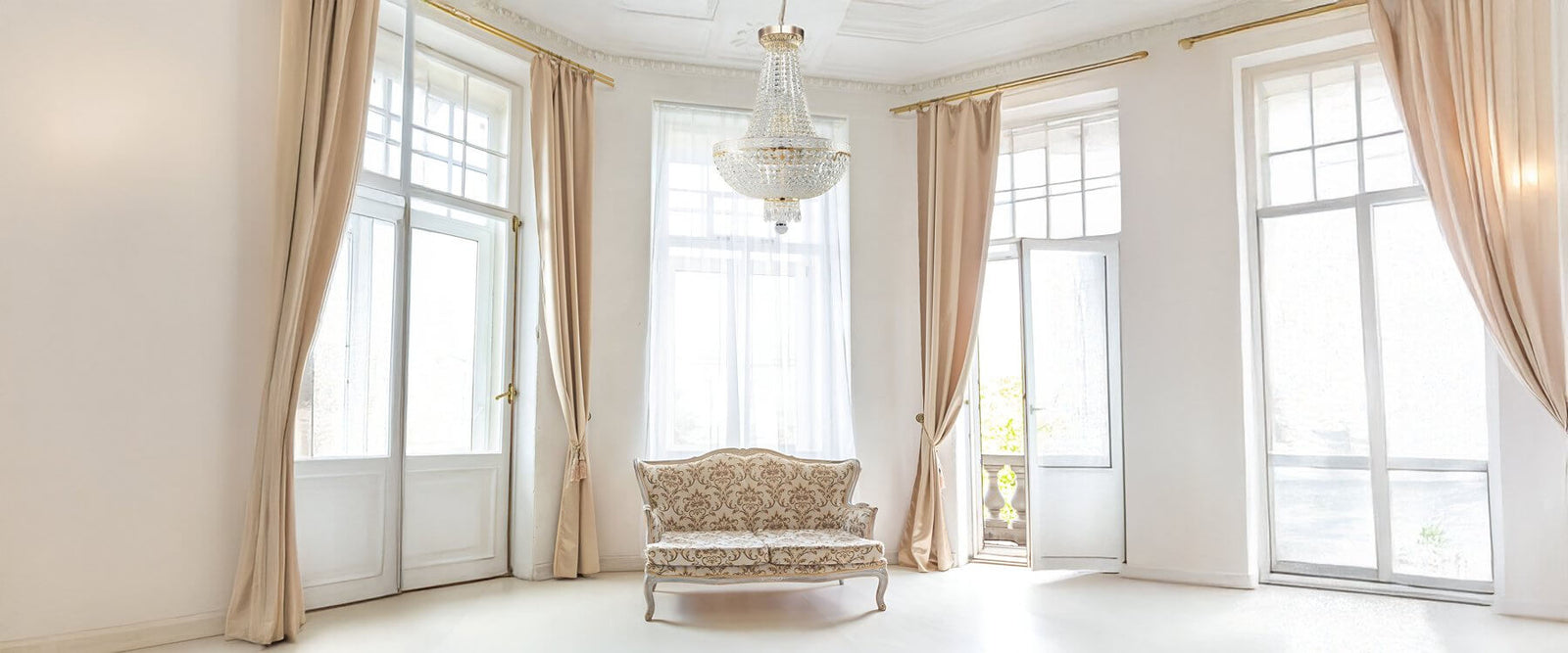 Luxury vs. Affordable Crystal Chandeliers: Striking the Perfect Balance