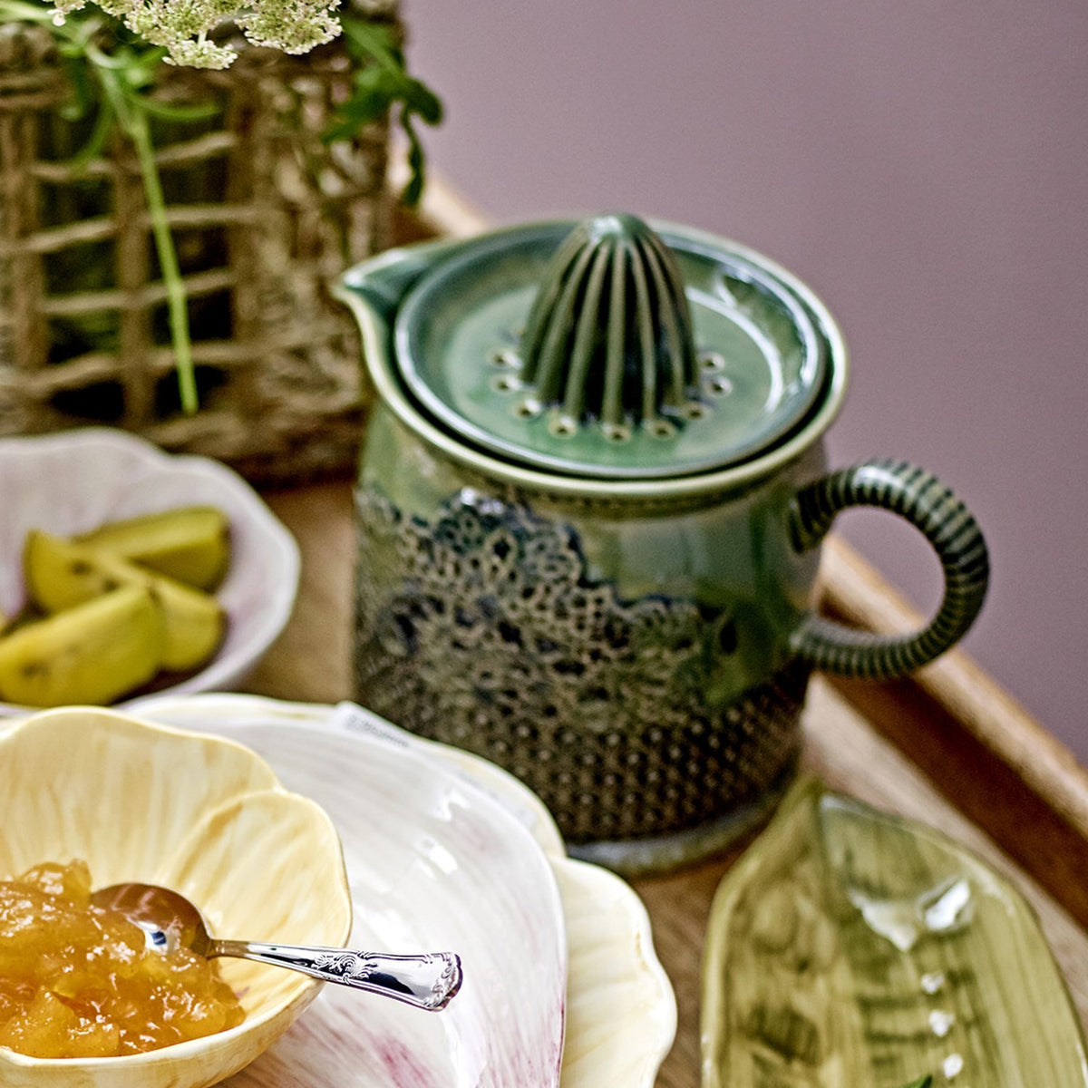 Liselu Stoneware Lemon Squeezer - Green
