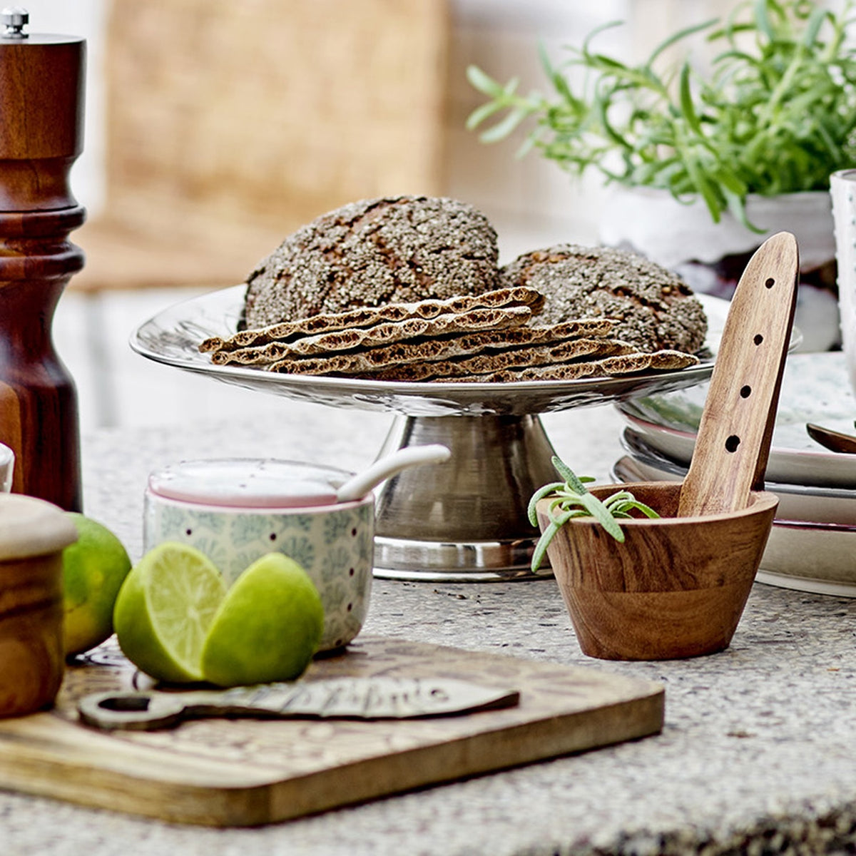 Litha Embossed Iron Tray - Silver