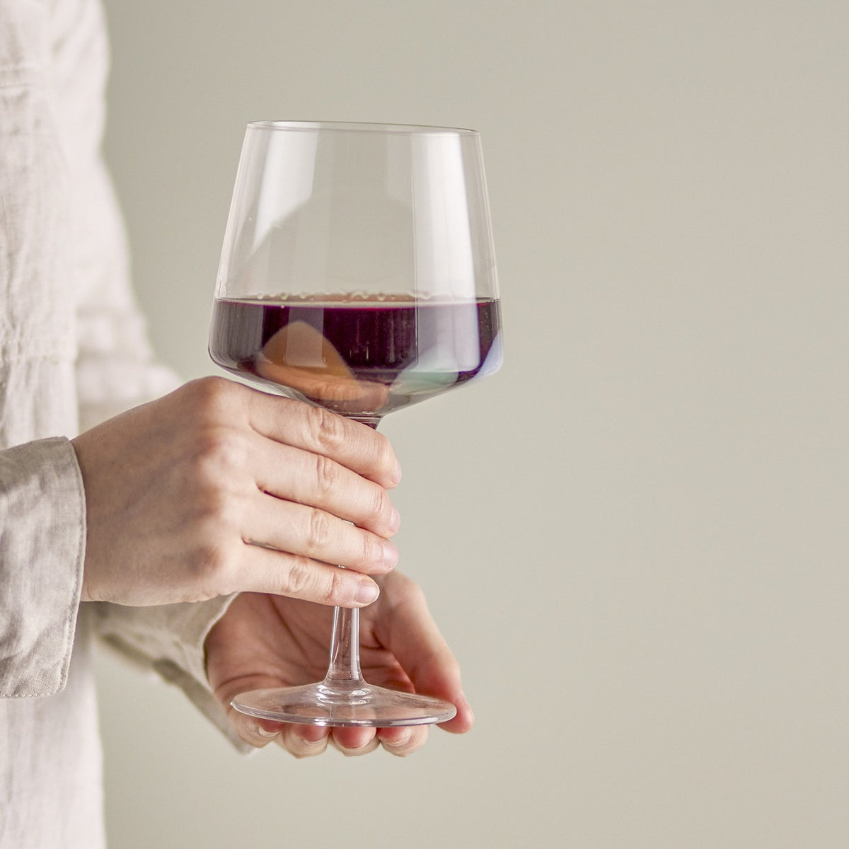Gildor Wine Glass - Clear