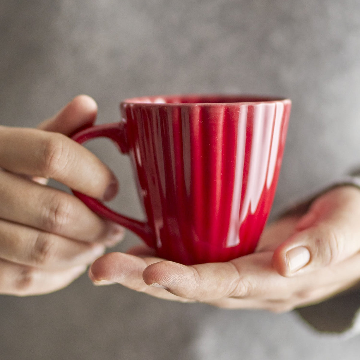 Latina Fluted Stoneware Cup 220ml - Red