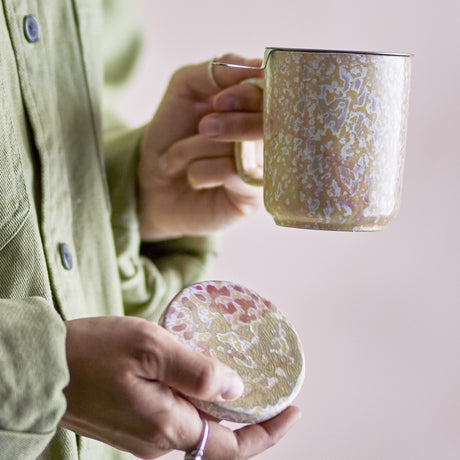 Yuma Beige Stoneware Tea Mug with Lid & Strainer 250ml - Multi