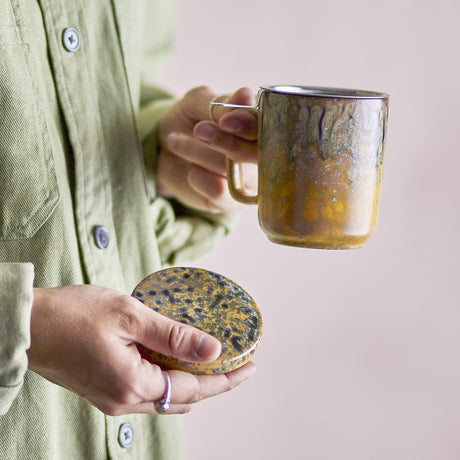 Yuma Stoneware Tea Mug with Lid & Strainer 250ml - Yellow