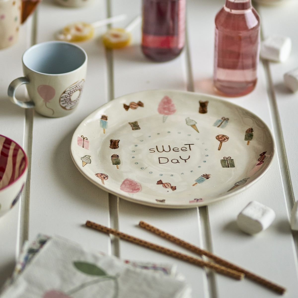 Sweets Stoneware Side Plate - Cream