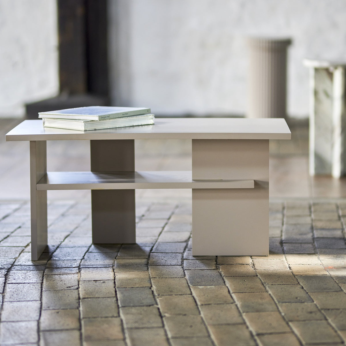 Norvida Coffee Table - Grey