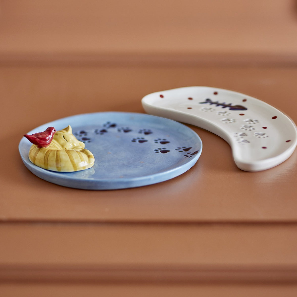 Bitte Stoneware Platters Set of 2 - Multi