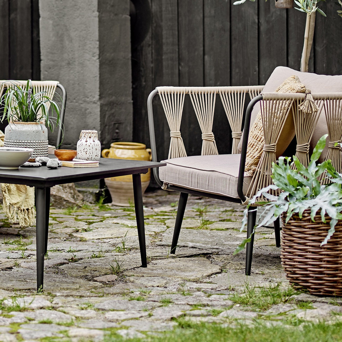 Pavone Fire-resistant Iron Garden Chair - Beige