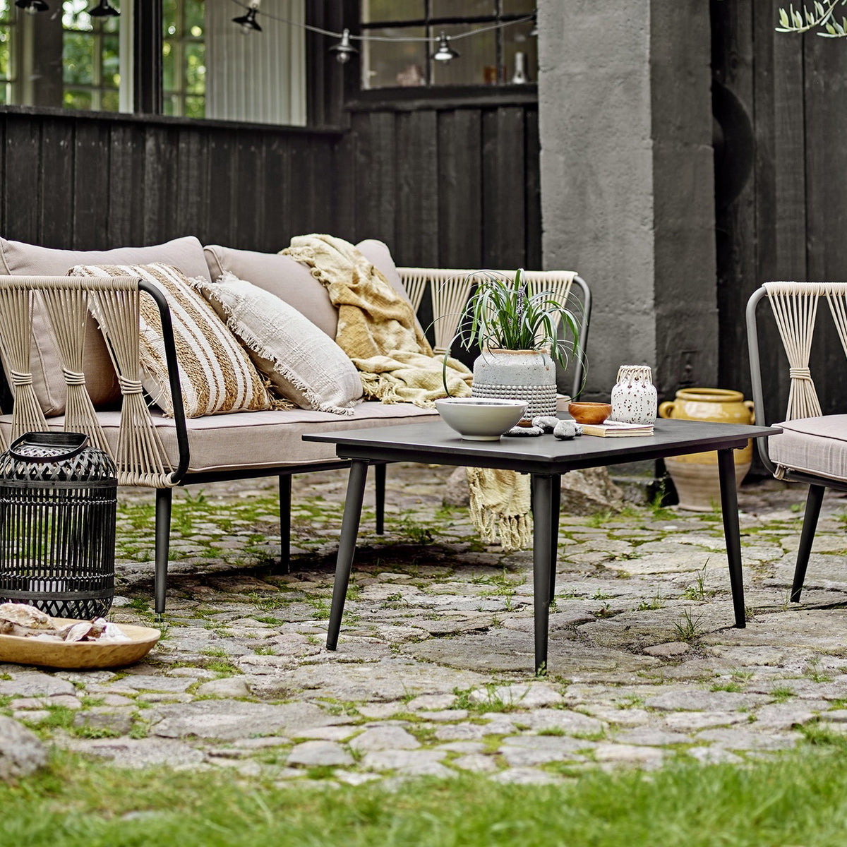 Pavone Fire-resistant Iron Garden Sofa - Beige