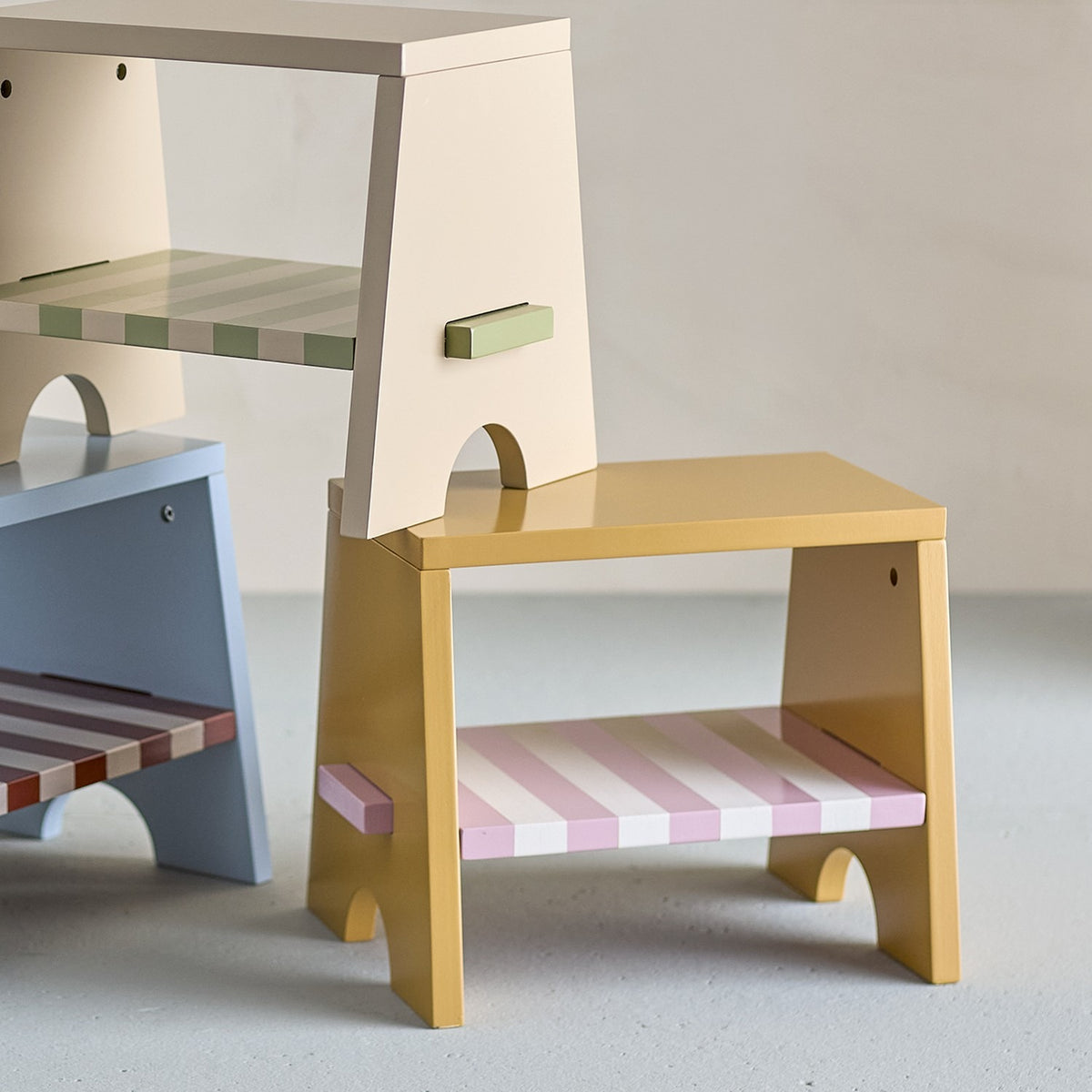 Liova Striped Kids Stool - Yellow