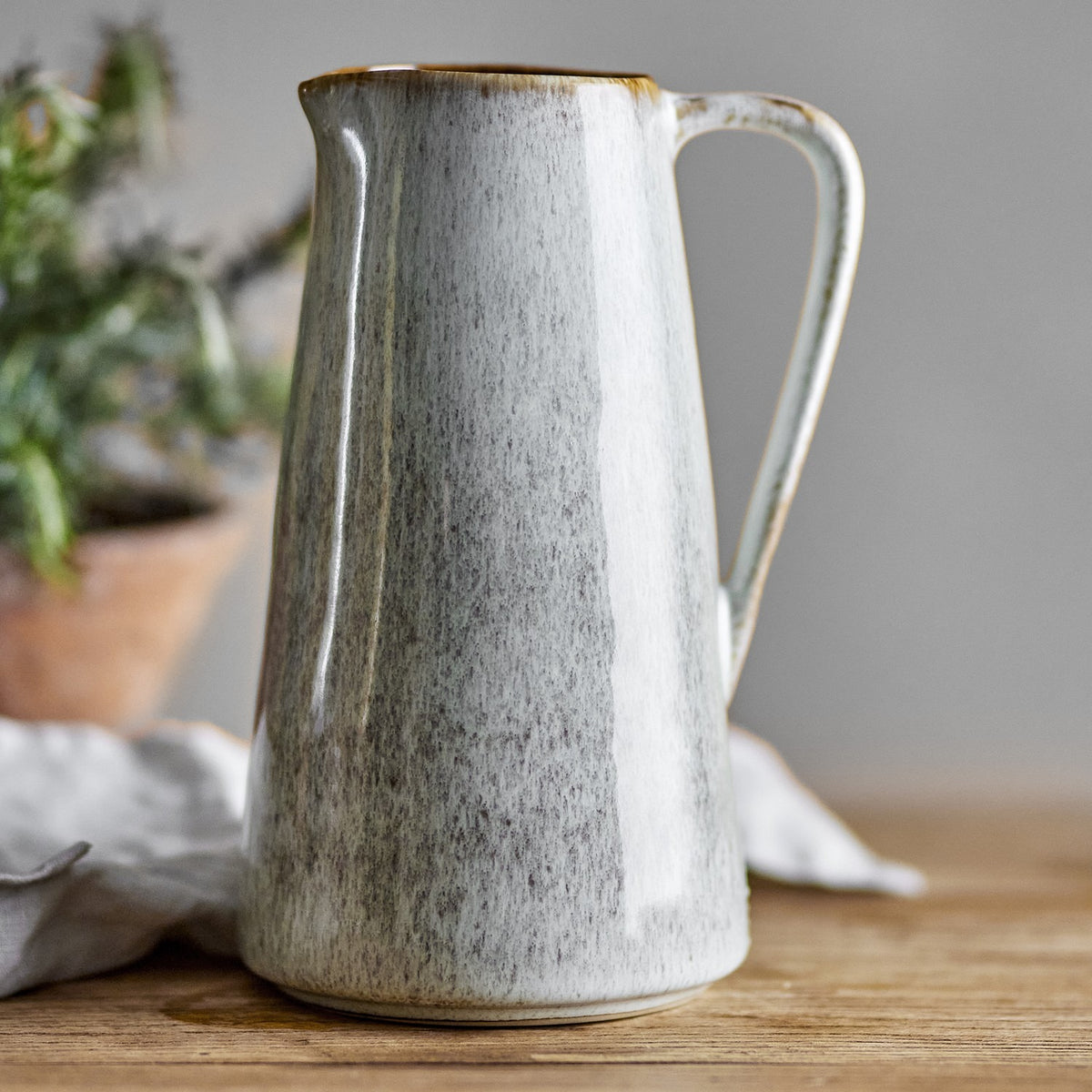 Fleur Speckled Stoneware Jug 1500ml - Grey