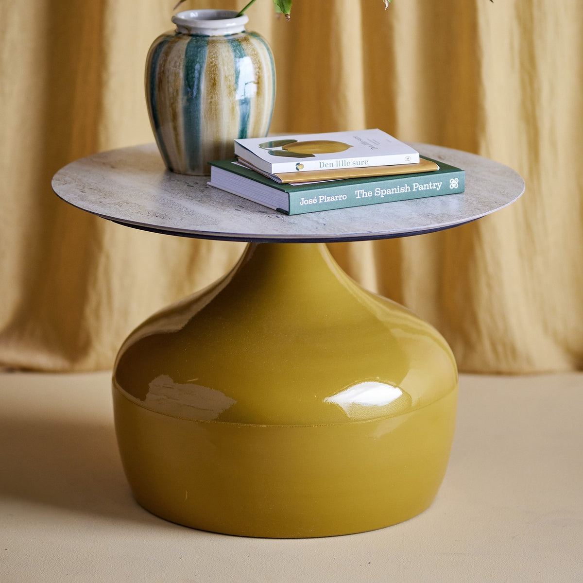 Lecco Round Iron Coffee Table - Yellow
