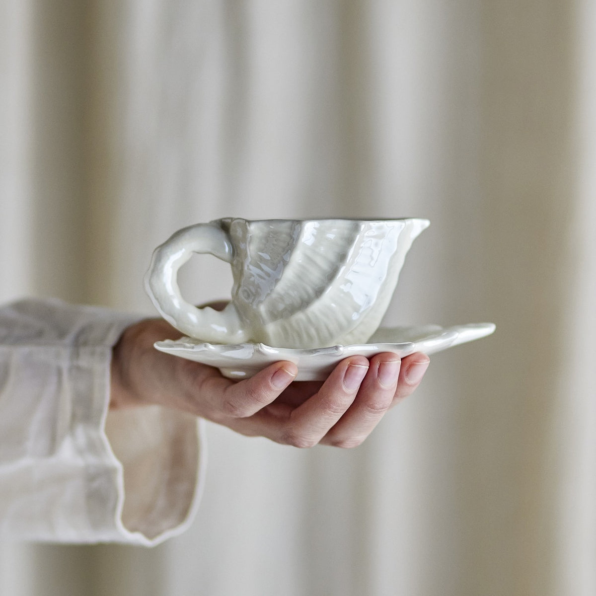 Shellie Stoneware Cup & Saucer 150ml - White