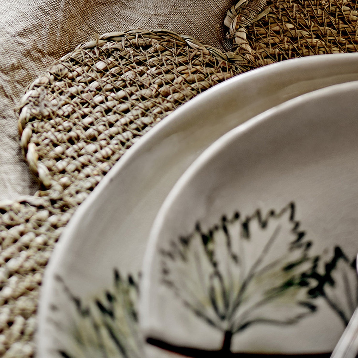 Aubrin Leaf Stoneware Dinner Plates Set of 2 - Cream