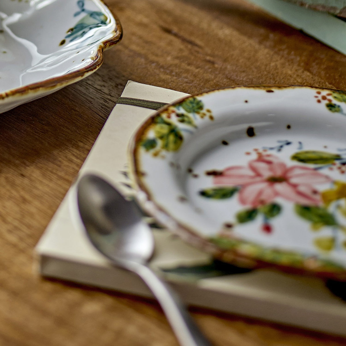 Savina Floral Stoneware Plates Set of 4 - Multi