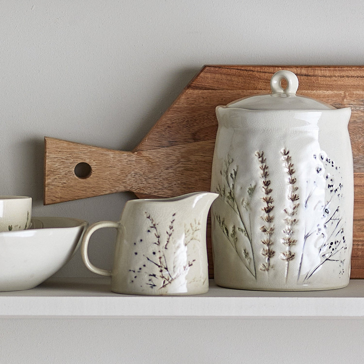 Bea Floral Stoneware Storage Jar with Lid 1300ml - Cream