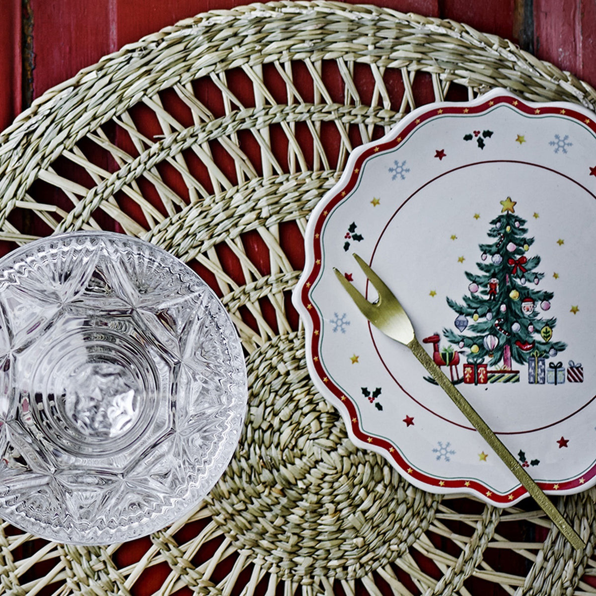 Naive Star Ceramic Christmas Plate - White