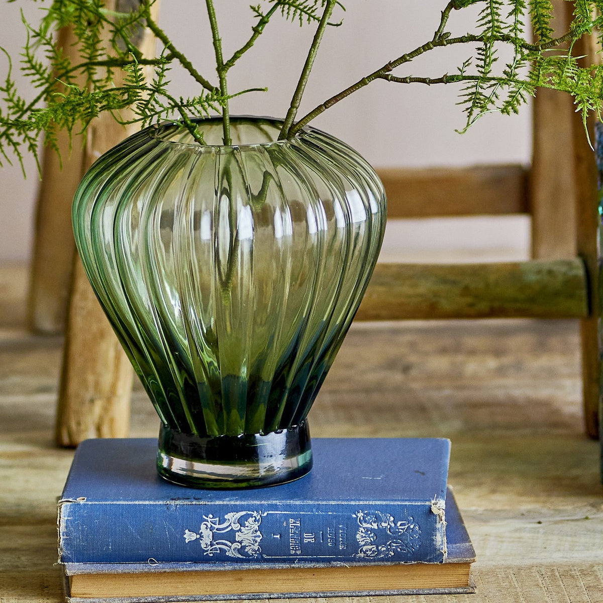 Reeve Ribbed Glass Vase 18cm - Green