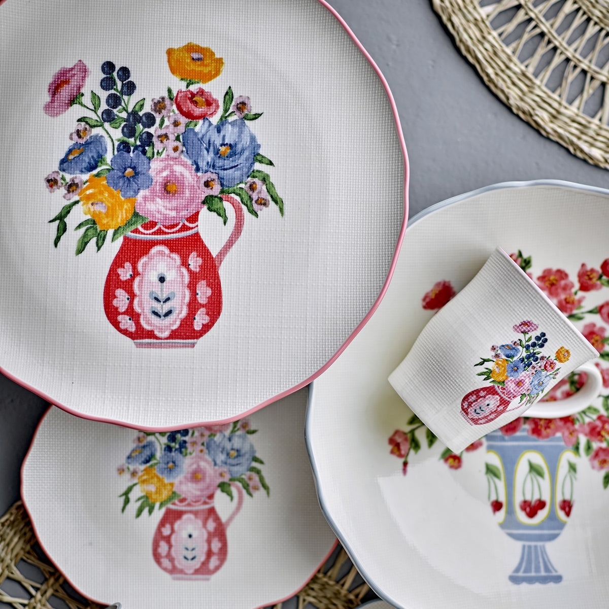 Dorothy Floral Stoneware Cake Stand - Multi