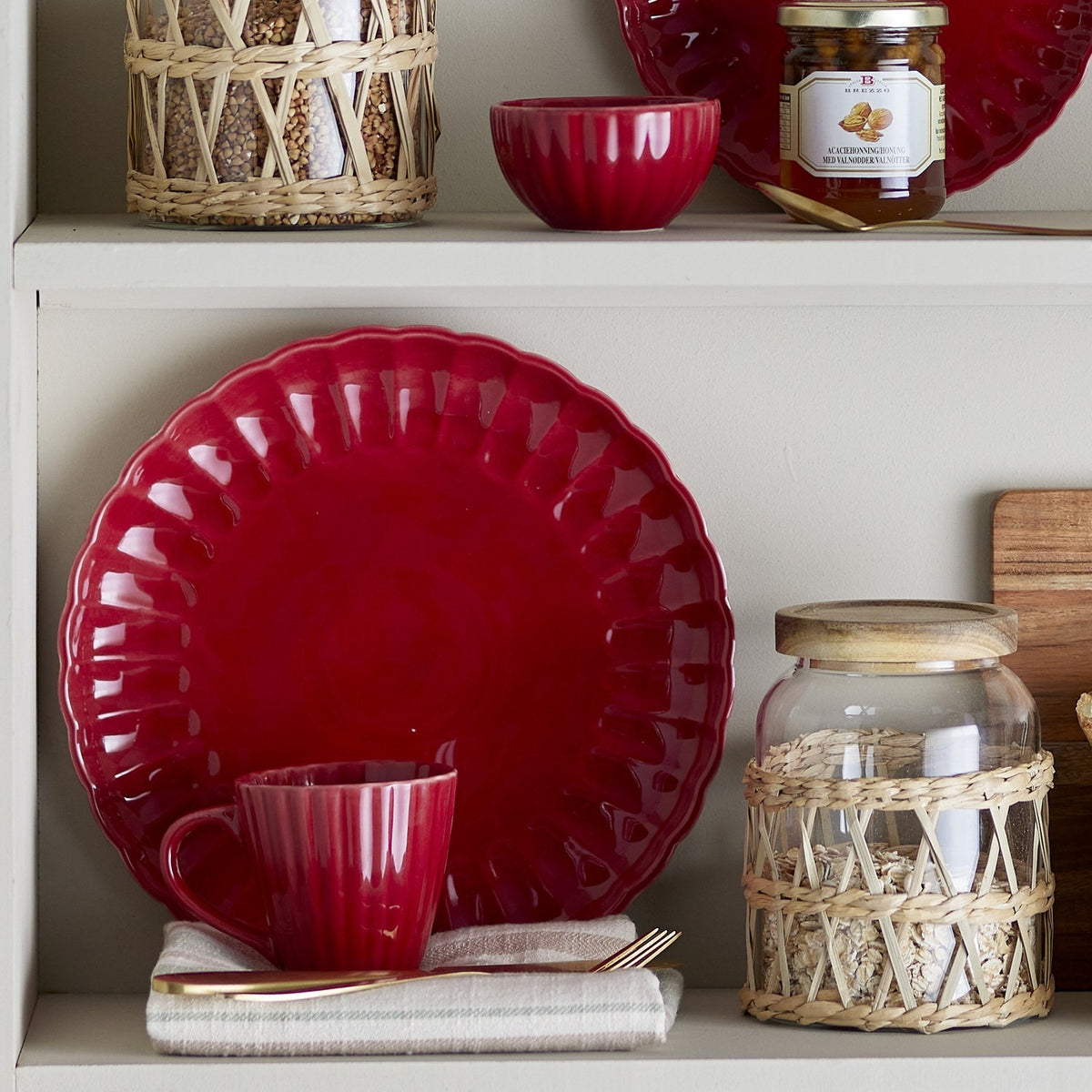 Latina Stoneware Dinner Plate - Red