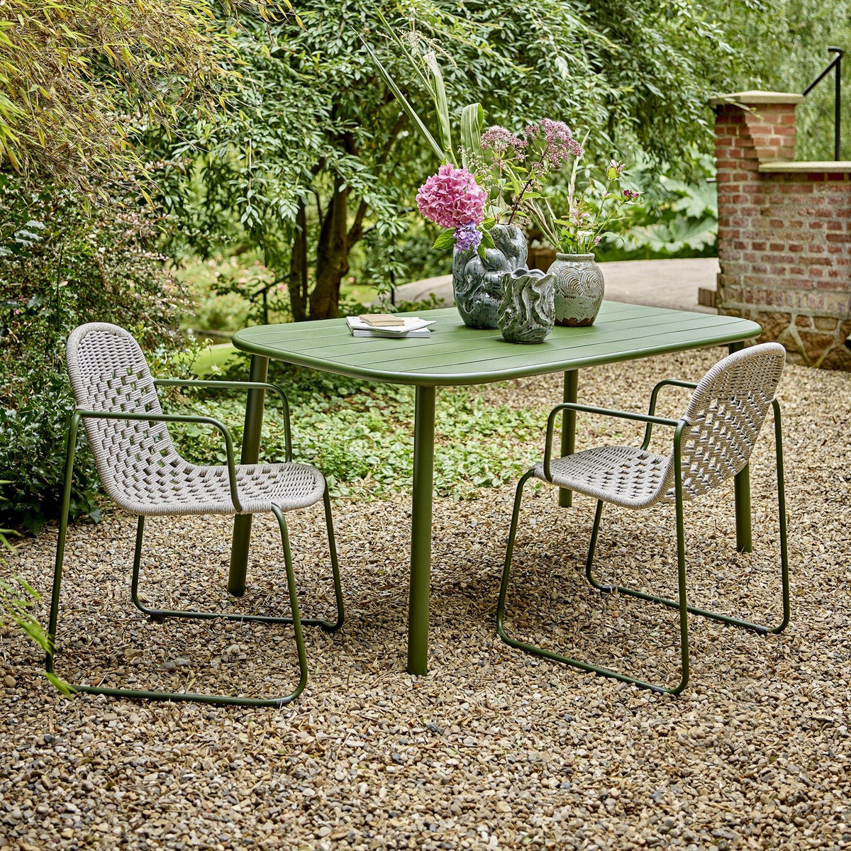 Calana Iron Garden Table - Green