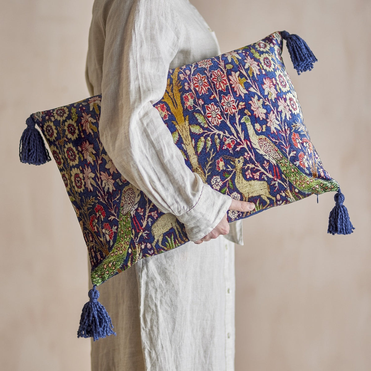Adya Cushion - Multi