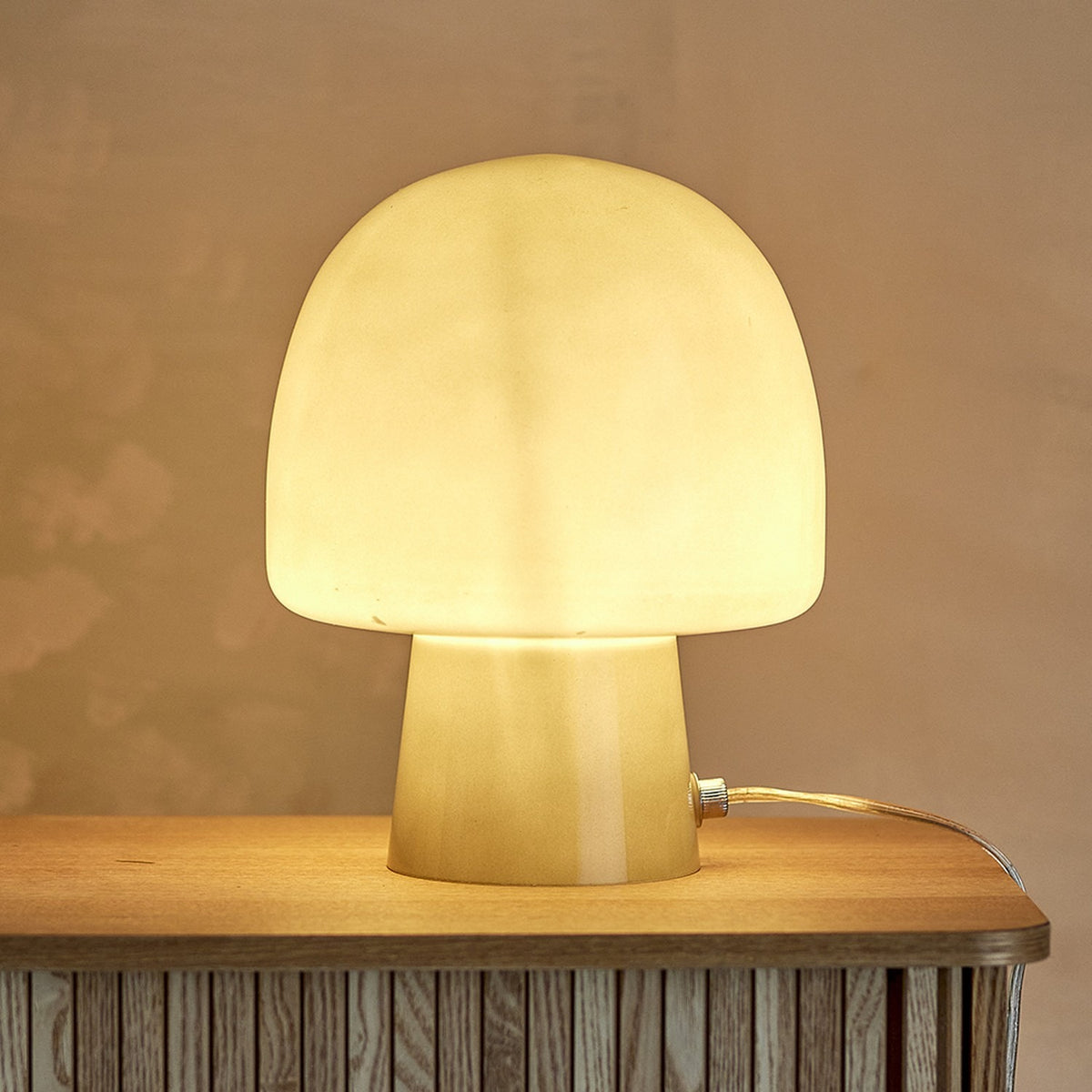 Paddy Mushroom Glass Table Lamp - Green