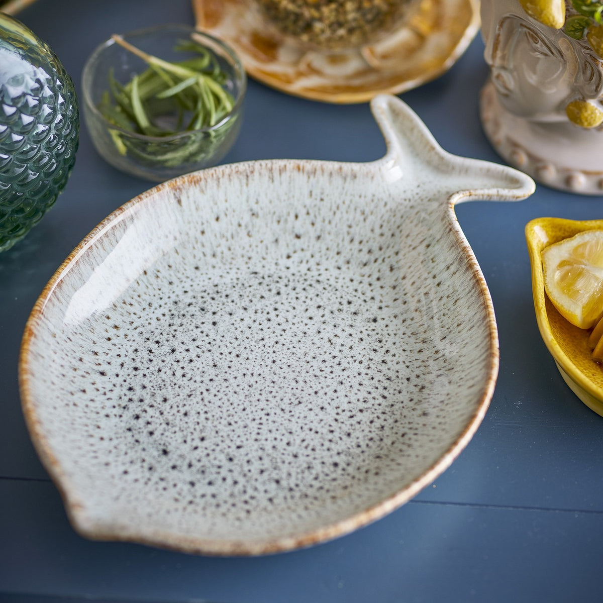 Fleur Fish Stoneware Platter - White