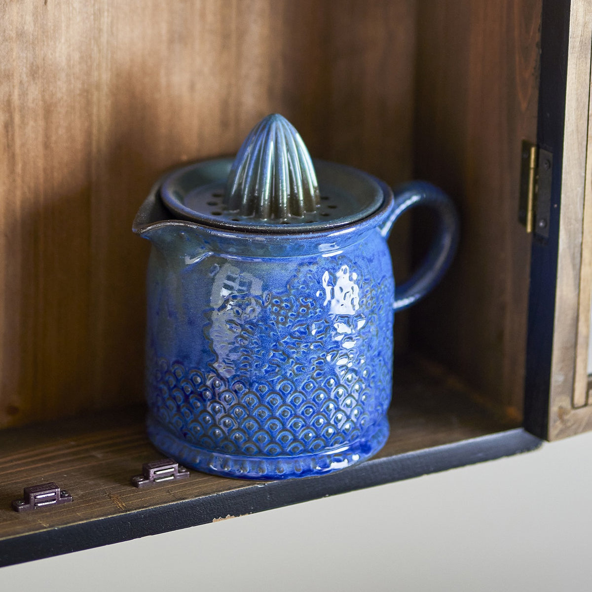Liselu Stoneware Lemon Squeezer - Blue