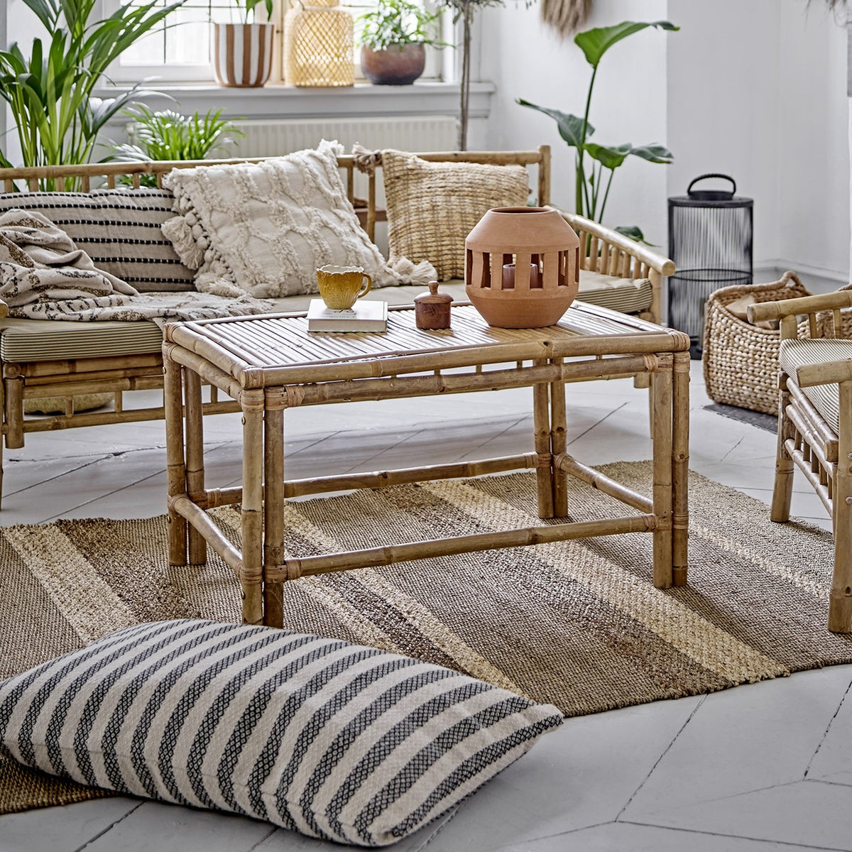 Sole Bamboo Garden Table - Beige