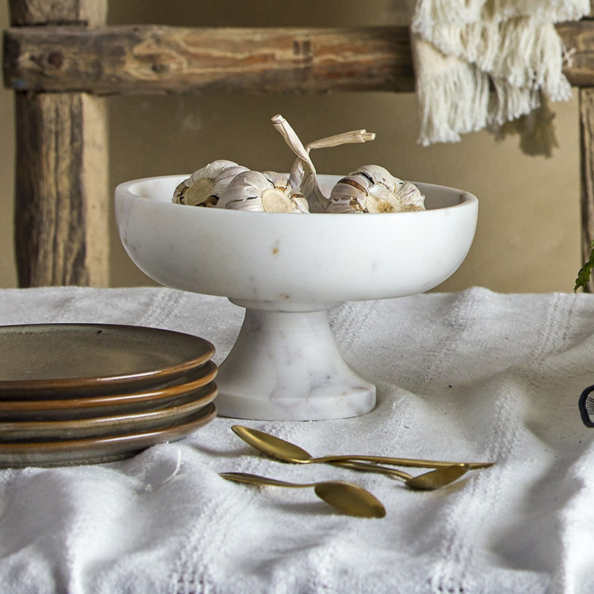 Eris Marble Pedestal Bowl 20.5cm - White