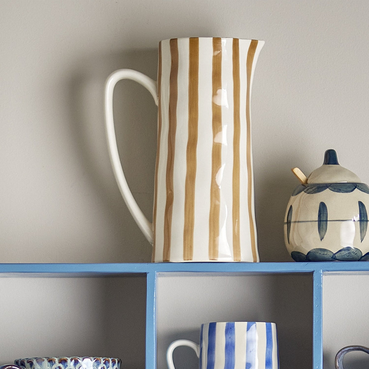 Begonia Striped Stoneware Jug 1300ml - Brown