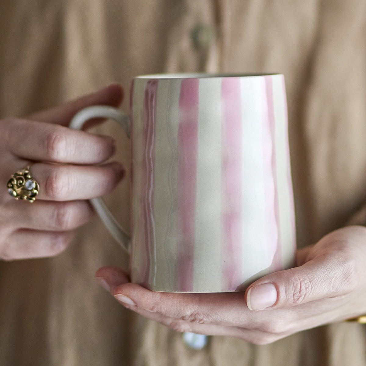Begonia Striped Stoneware Mug 440ml - Pink