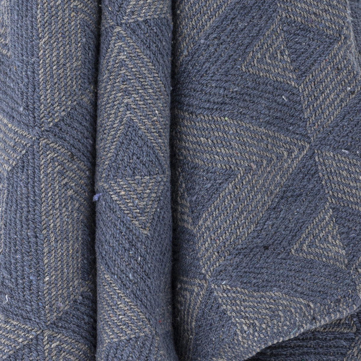 Udine Geometric Cotton Throw - Blue