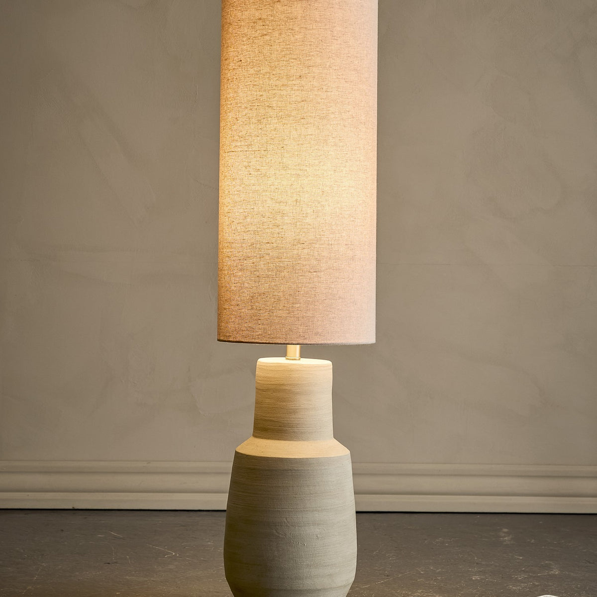 Linetta Stoneware Floor Lamp with Linen Shade - White