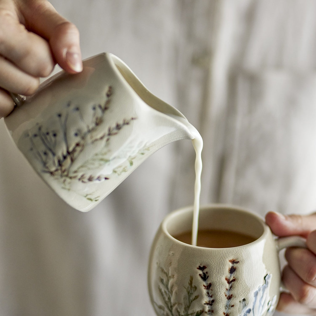 Bea Crackle Stoneware Milk Jug 250ml - Beige