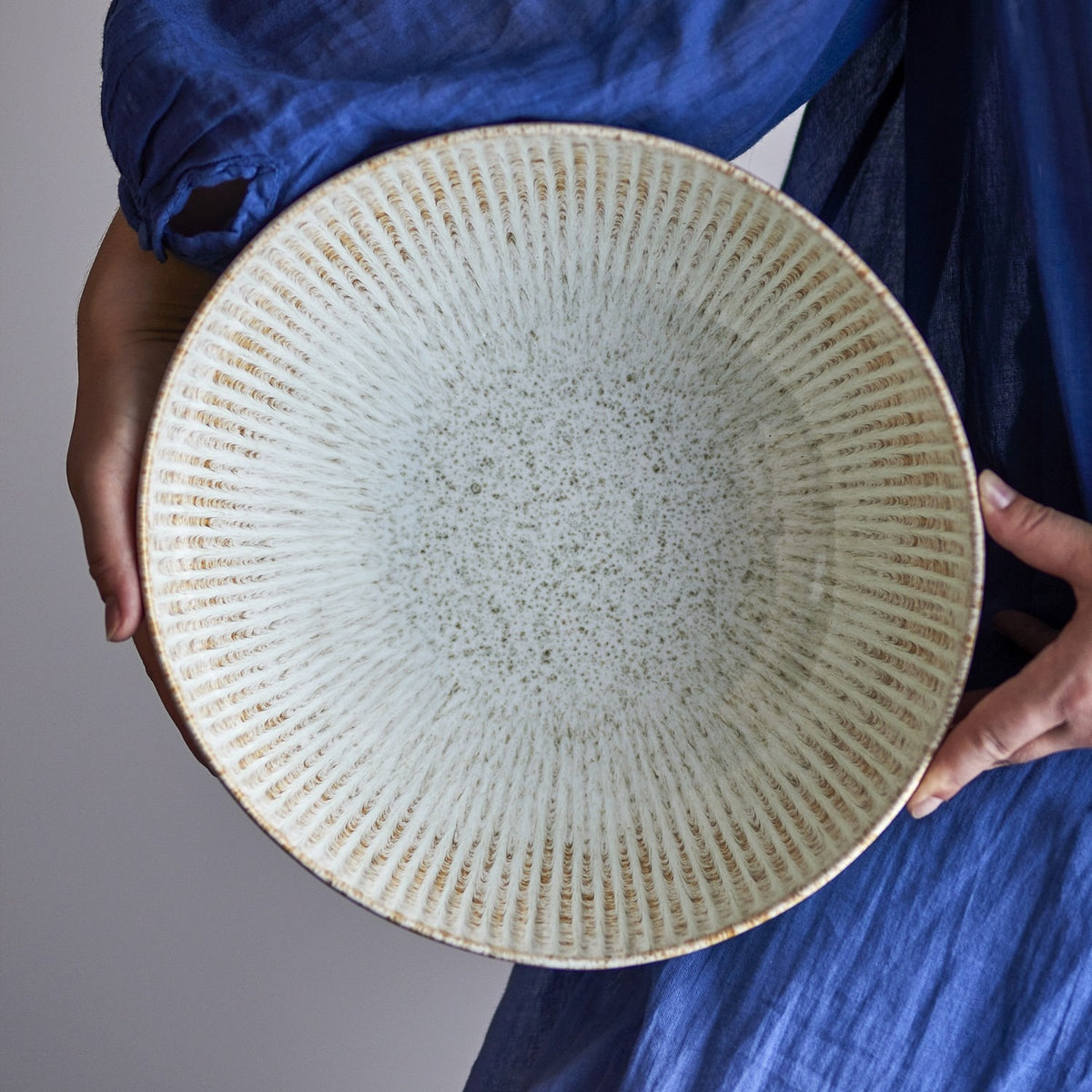 Fleur Stoneware Bowl 27cm - Beige